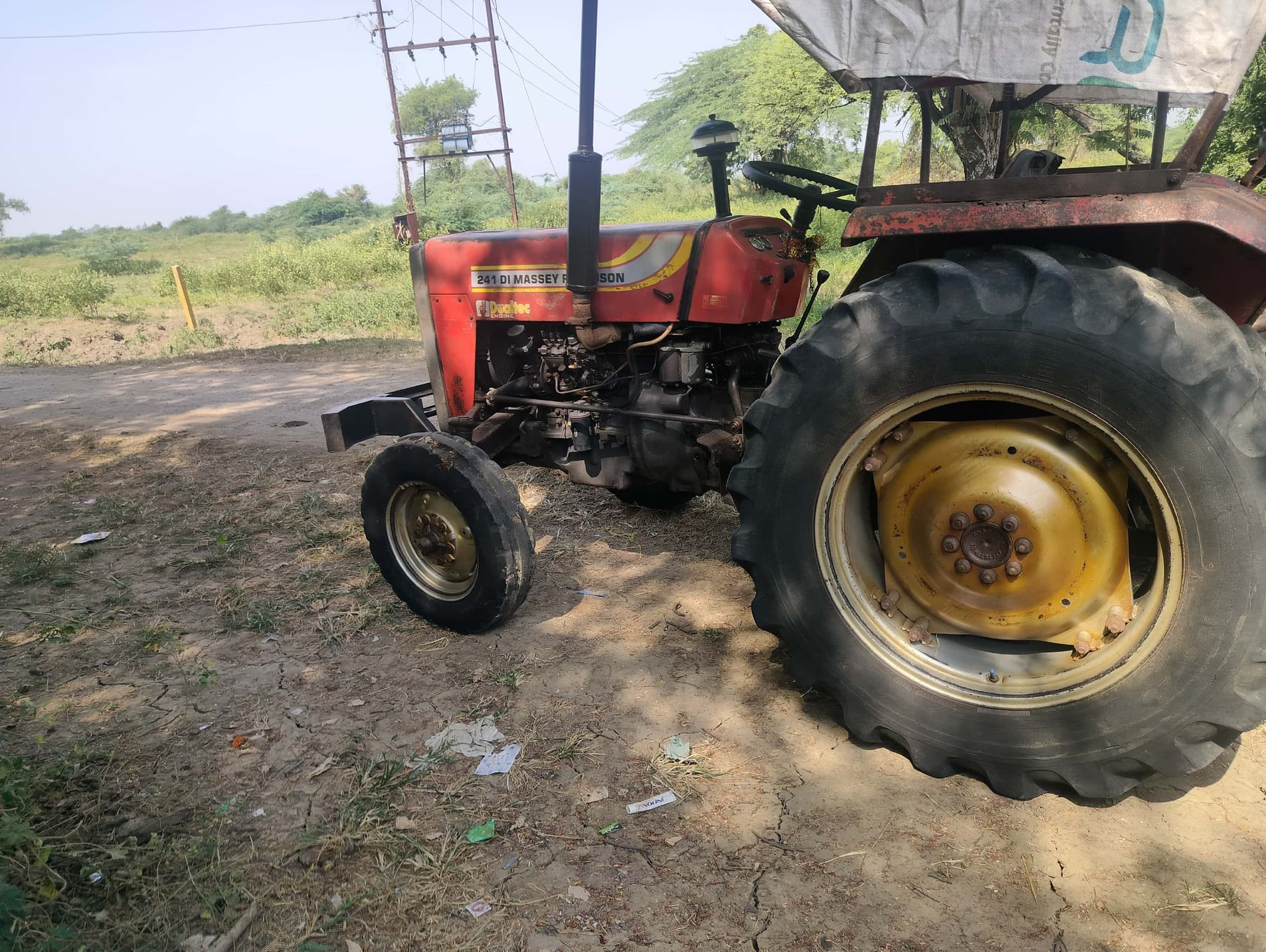 Massey ferguson 241 DI Mahashakti (2)
