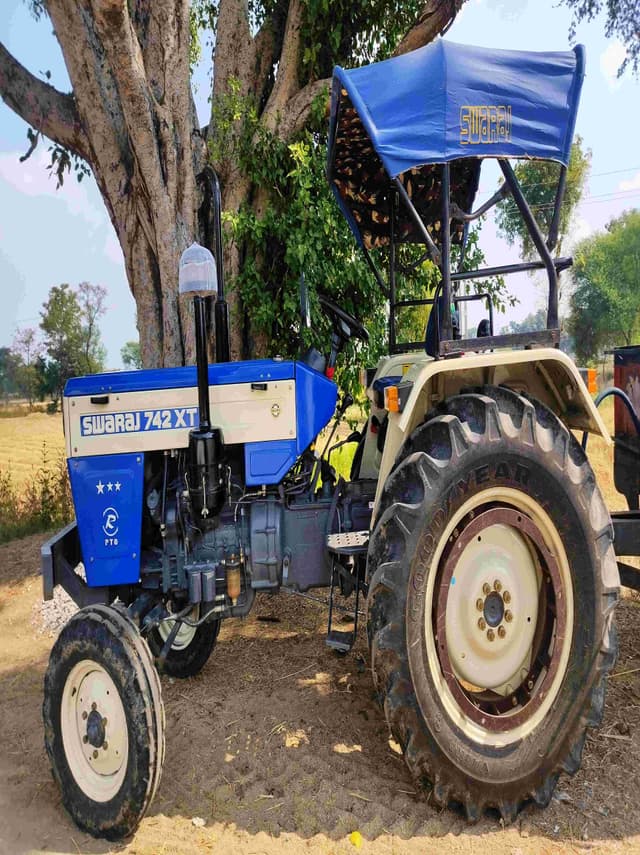 Swaraj 742 XT (3)