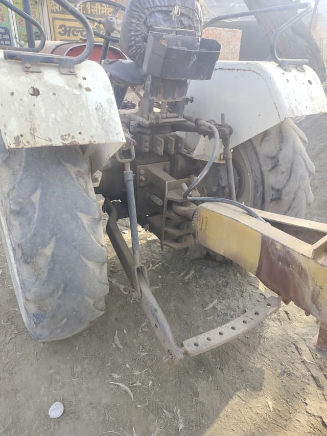 Eicher 241 XTRAC (3)