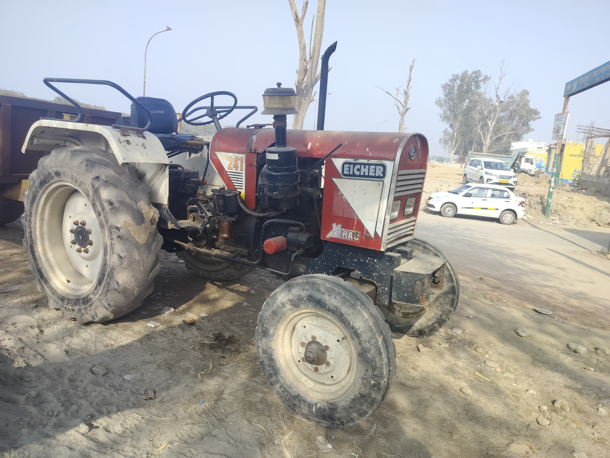 Eicher 241 XTRAC (4)