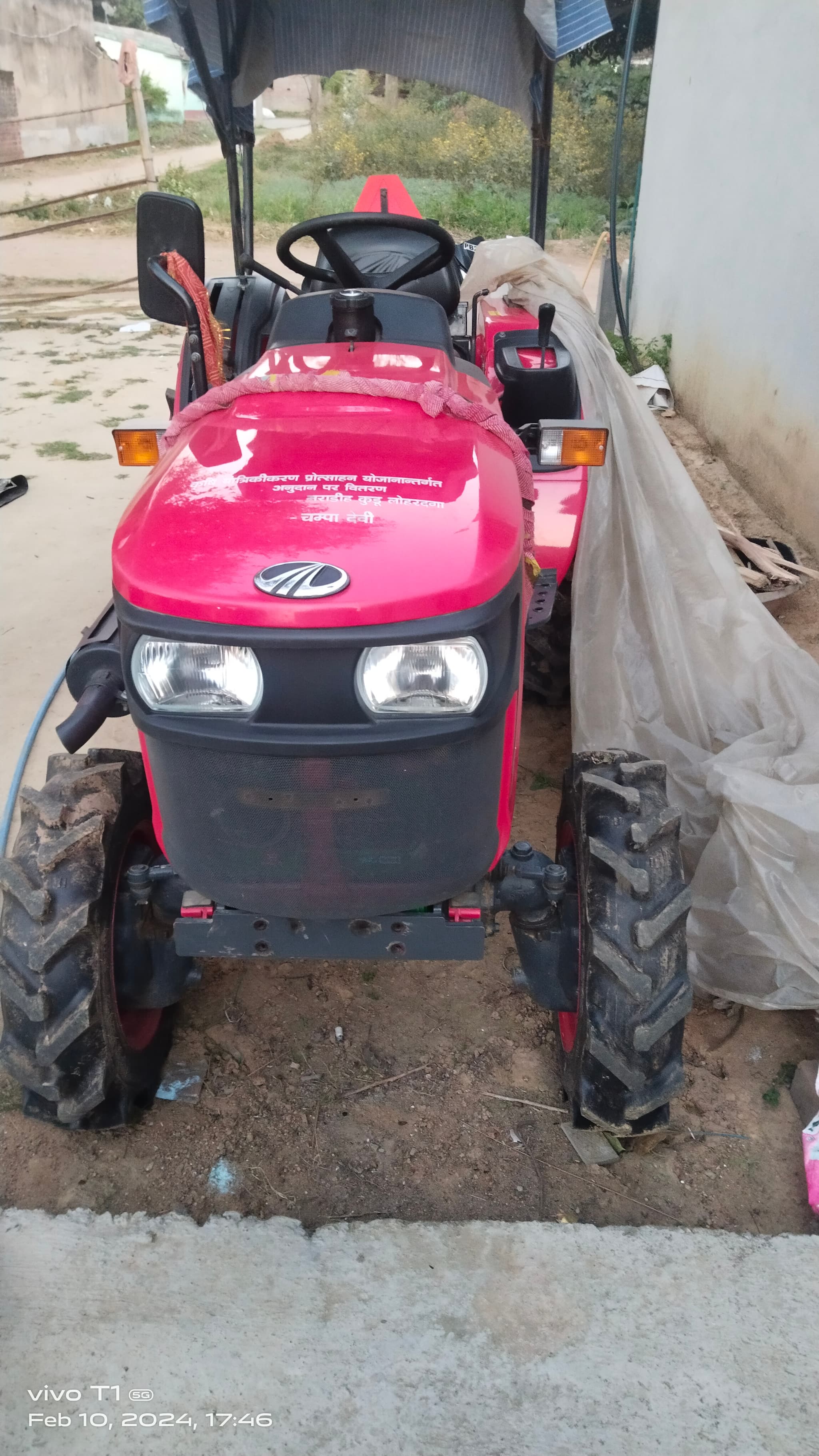 Mahindra JIVO 245 DI 4WD (3)