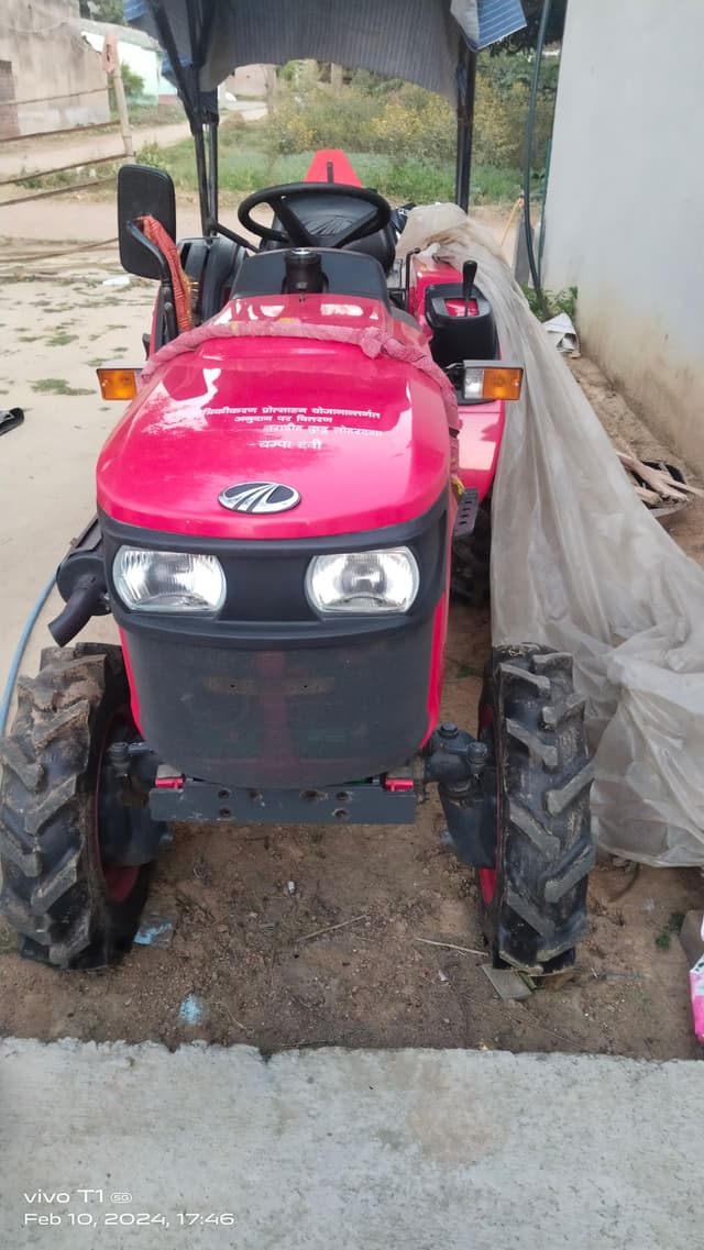 Mahindra JIVO 245 DI 4WD (3)