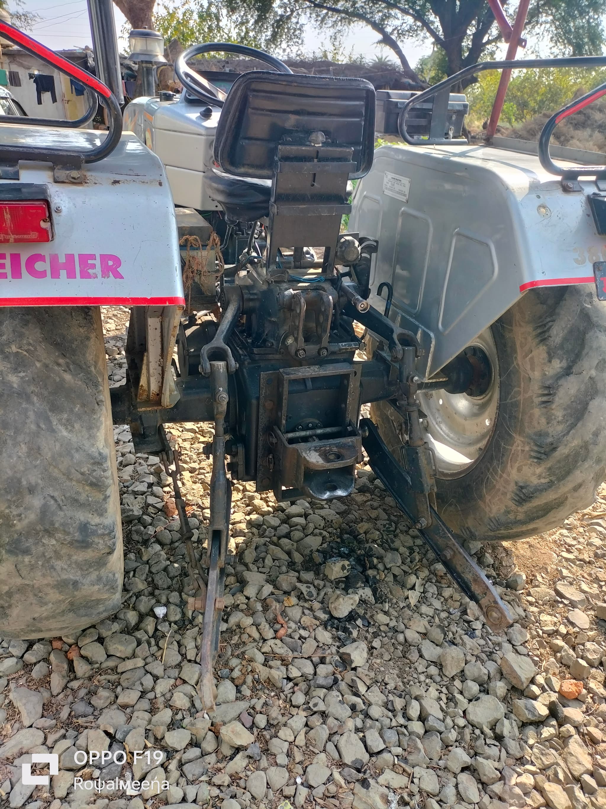 Eicher 380 Super Power (3)