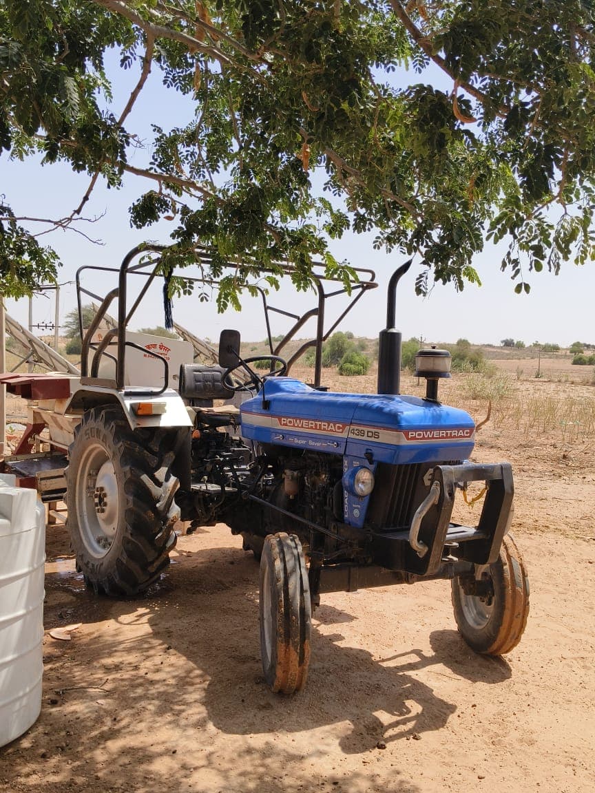 Powertrac 439 DS Plus