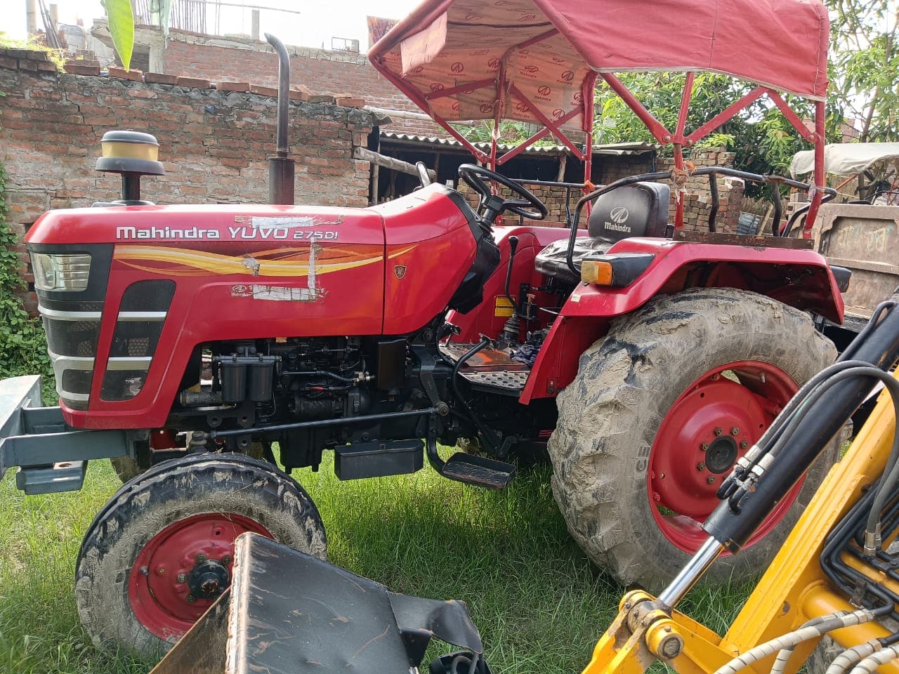 Mahindra YUVO 275 DI (2)