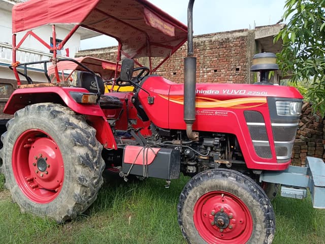 Mahindra YUVO 275 DI (4)
