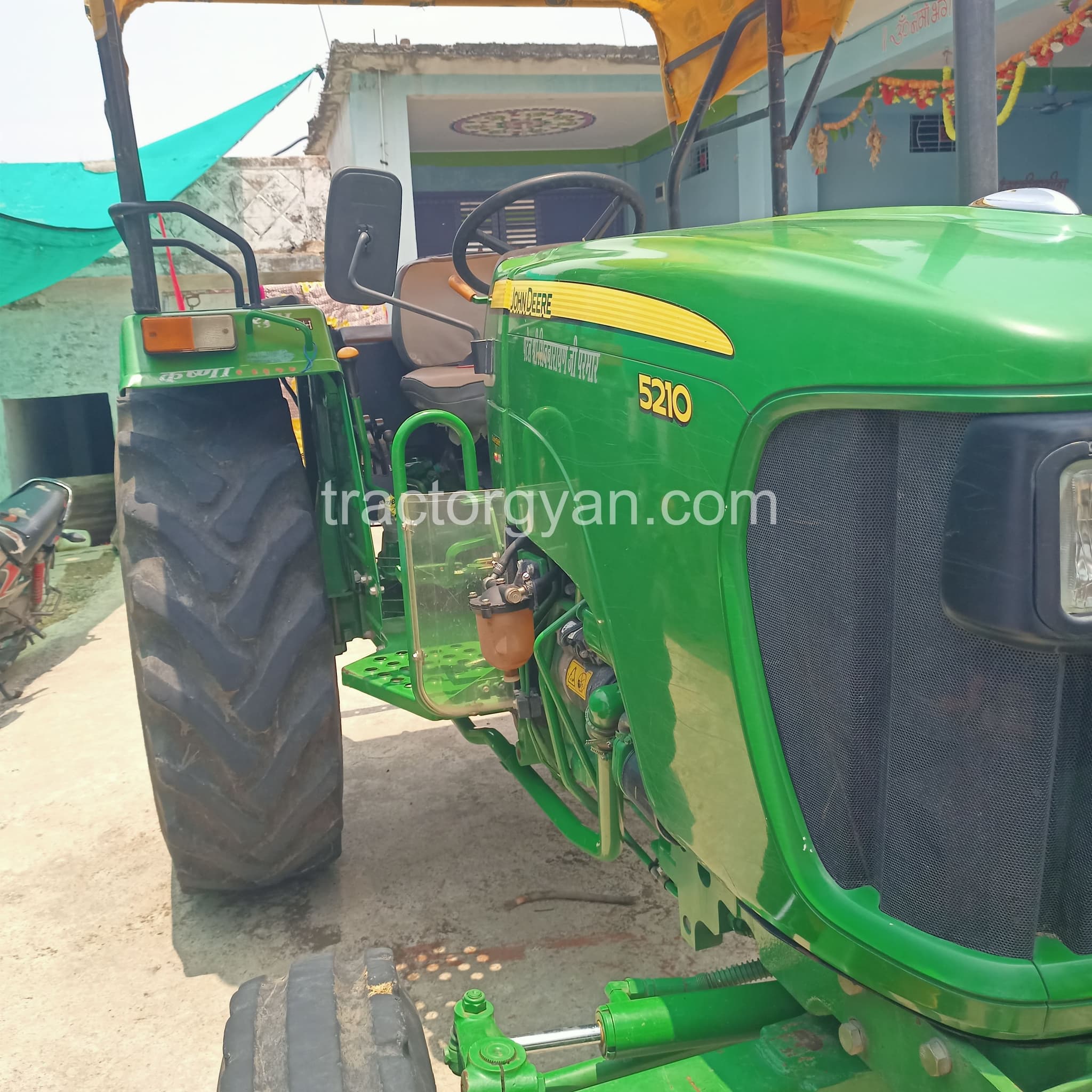 John deere 5210 2WD