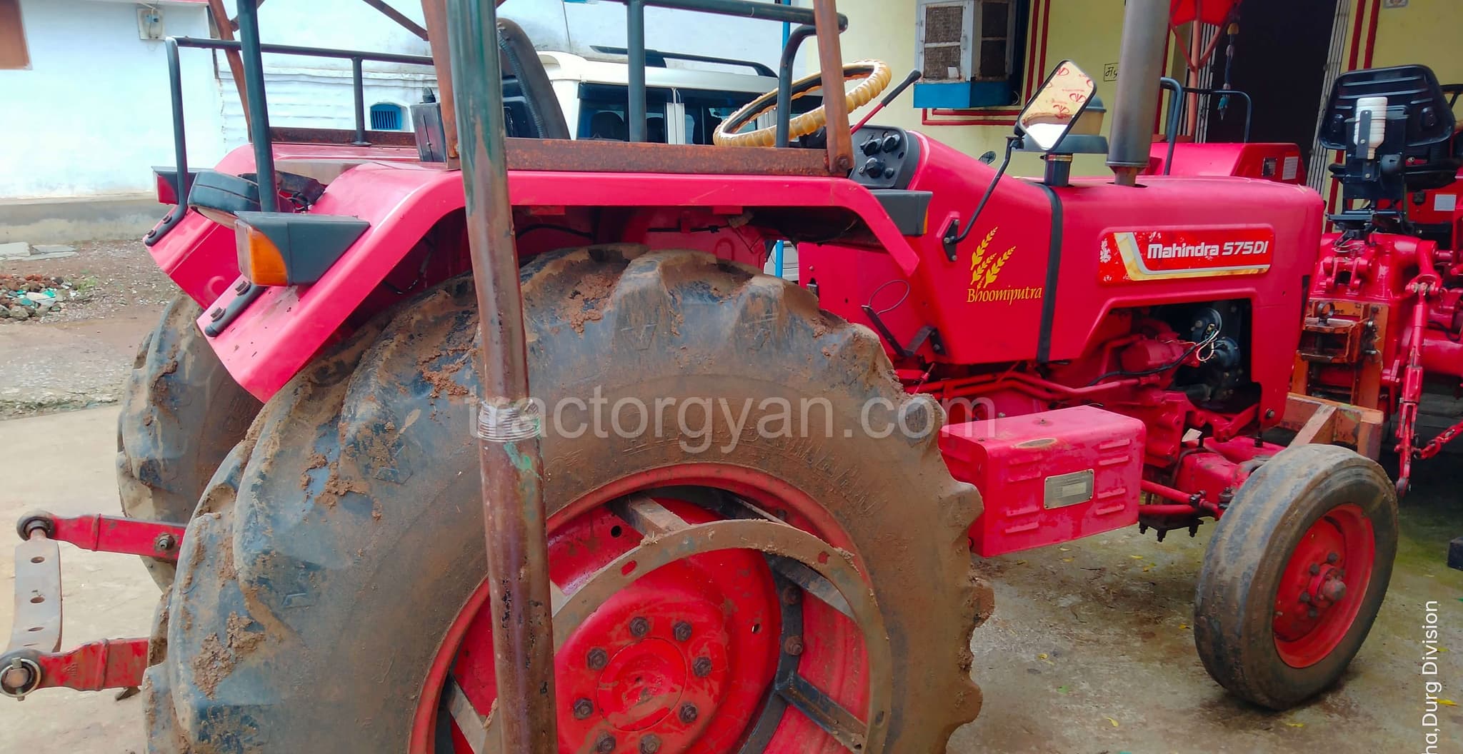 Mahindra 575 Di Xp Plus (2)