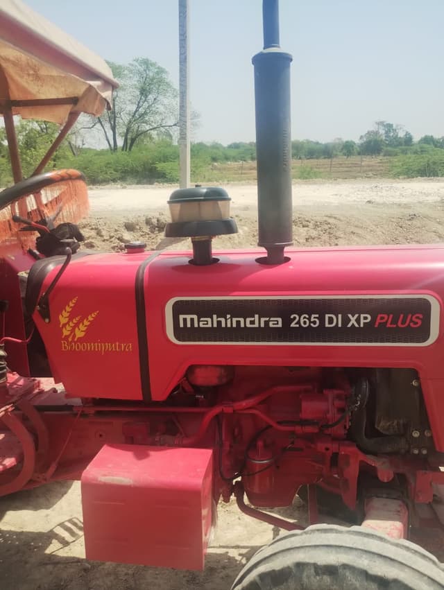 Mahindra 265 DI POWER PLUS (2)