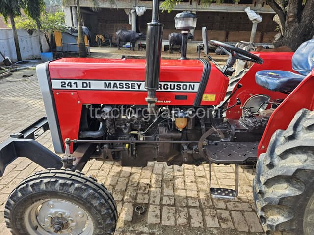Massey ferguson 241 R (2)