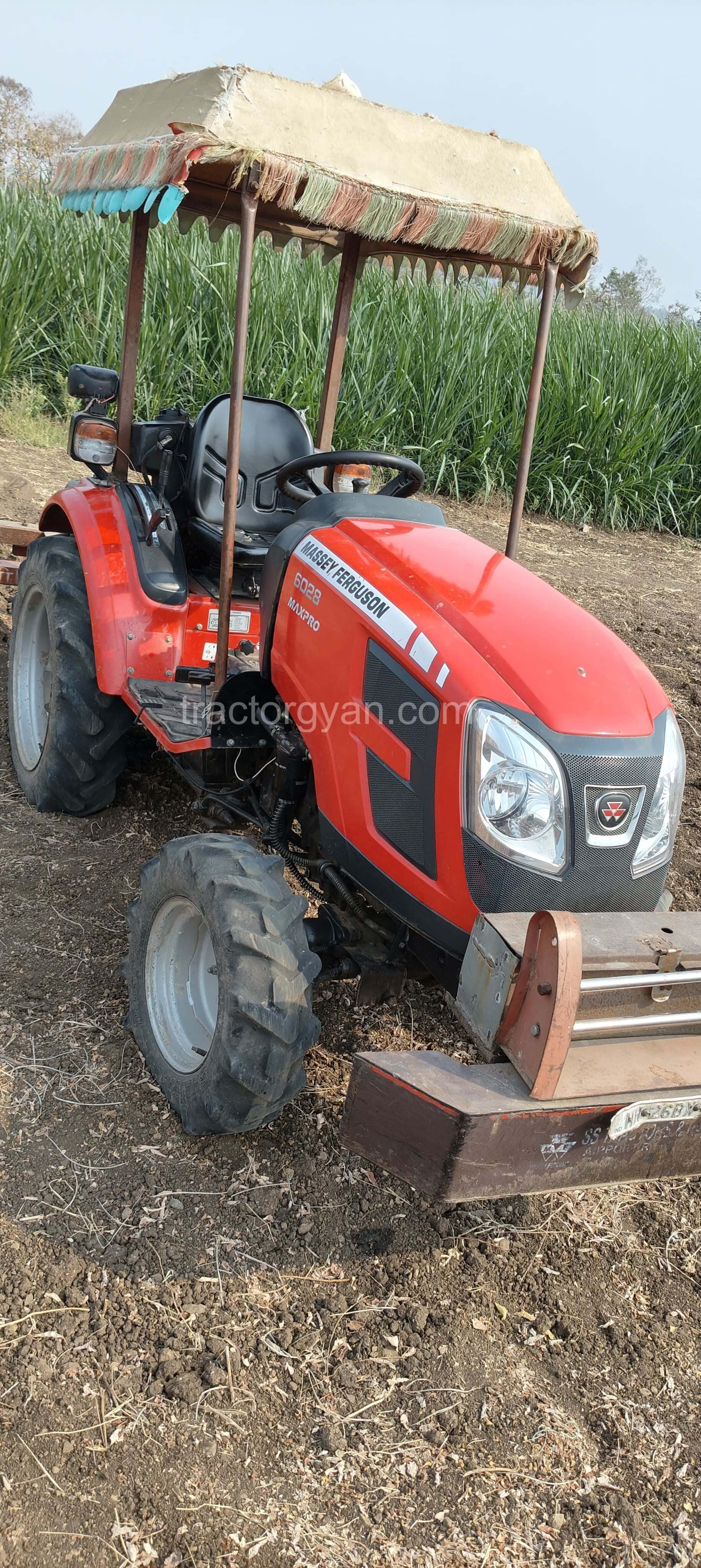 Massey ferguson 6028 MaxPro Wide track