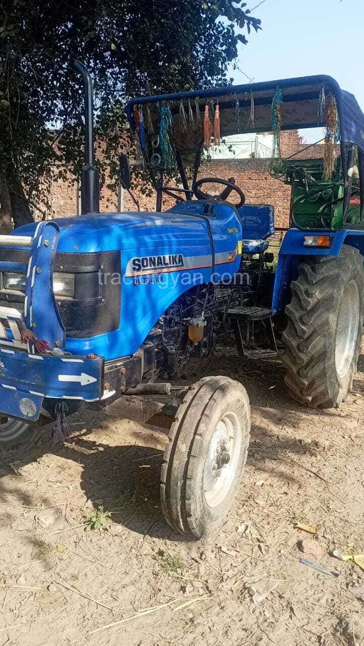 Sonalika DI 734