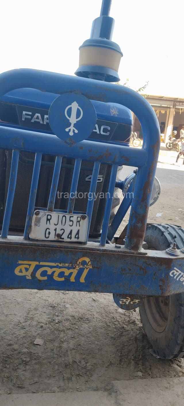 Farmtrac 45 Classic (2)