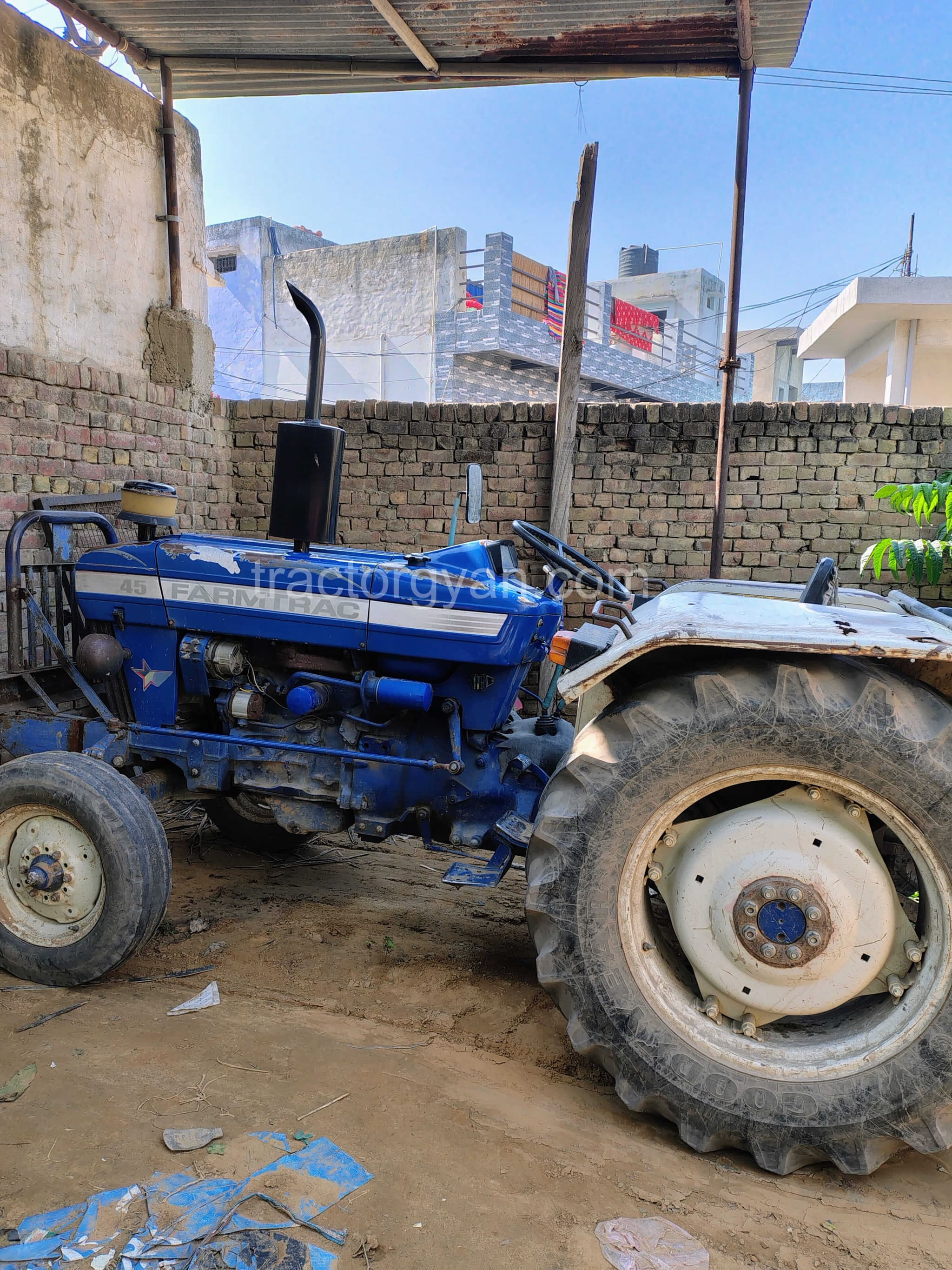 Farmtrac 45 Classic (2)