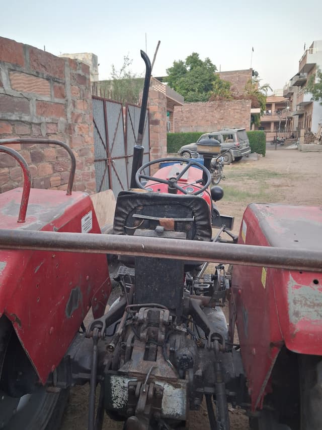 Massey ferguson 1035 DI (3)