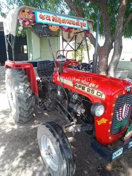Massey ferguson TAFE 30 DI Orchard Plus (1)