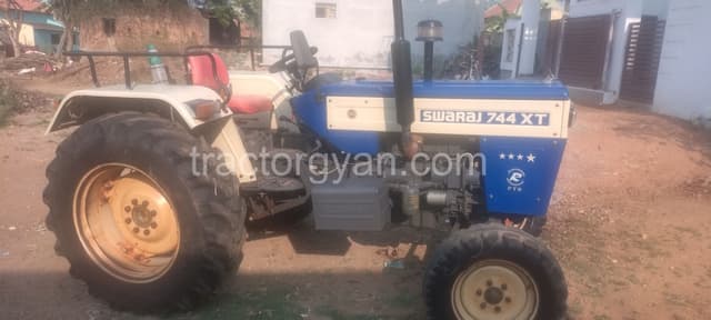 Swaraj 744 XT (3)