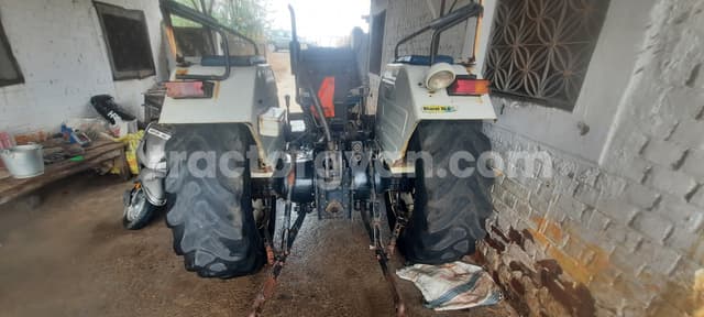 Powertrac 4455 BT (2)