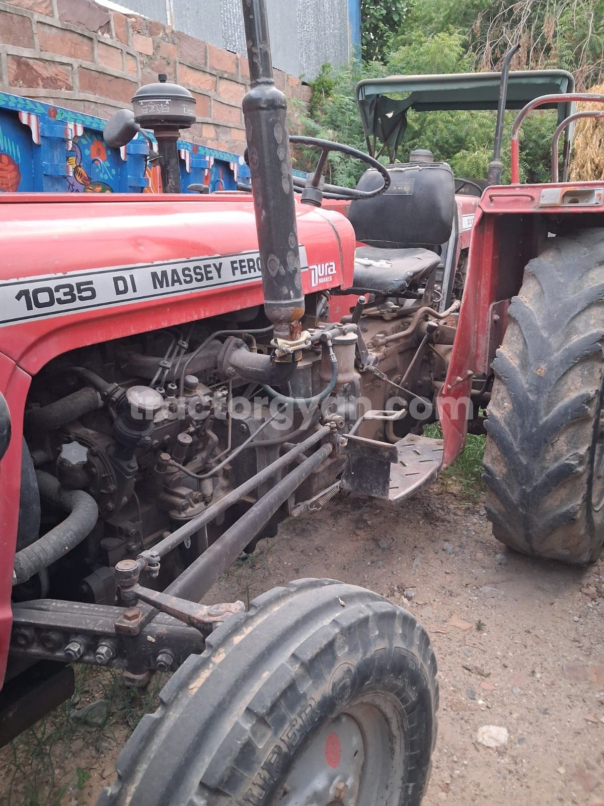 Massey ferguson 1035 DI (3)