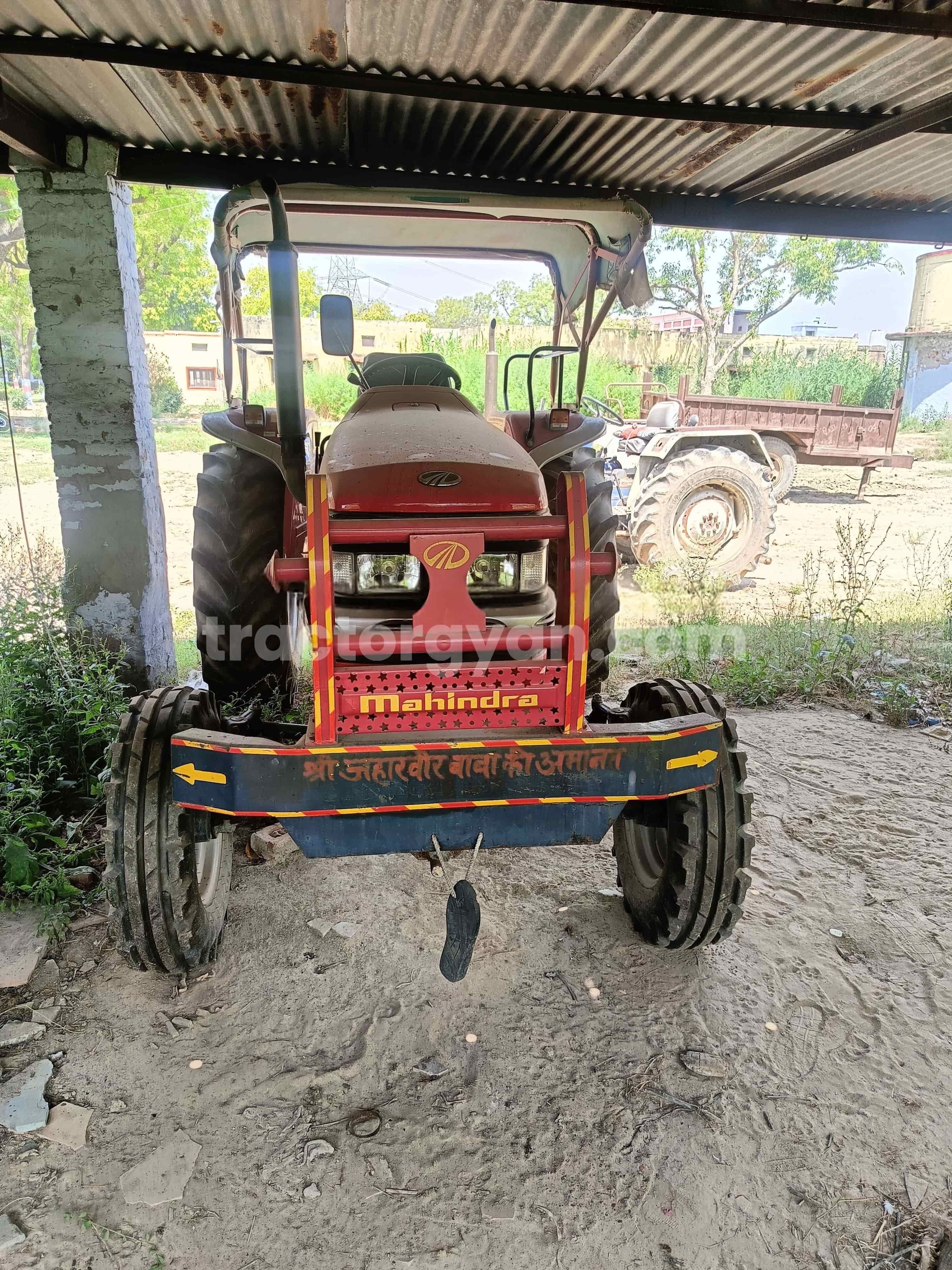 Mahindra Arjun 555 DI