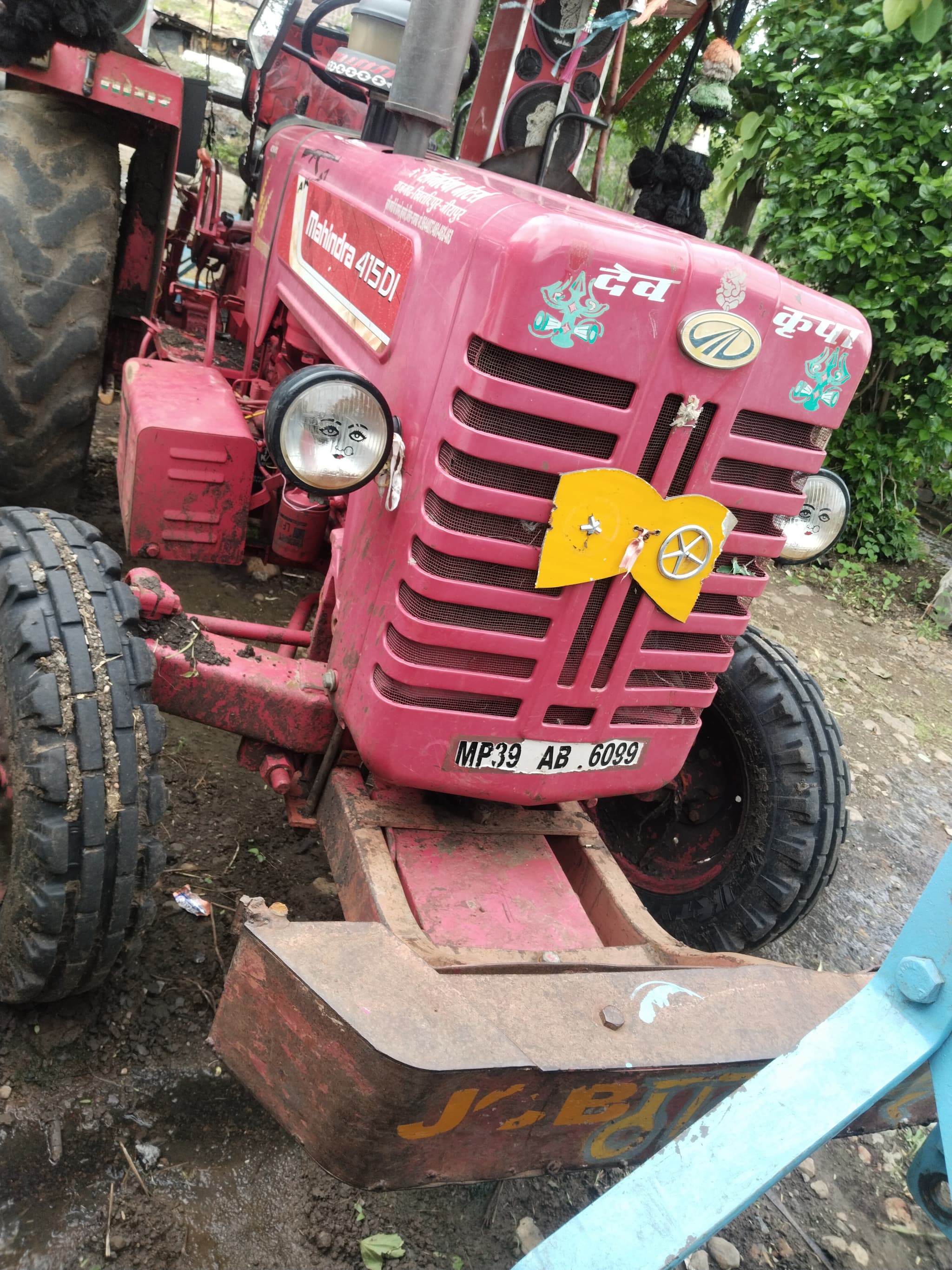 Mahindra 415 DI (4)
