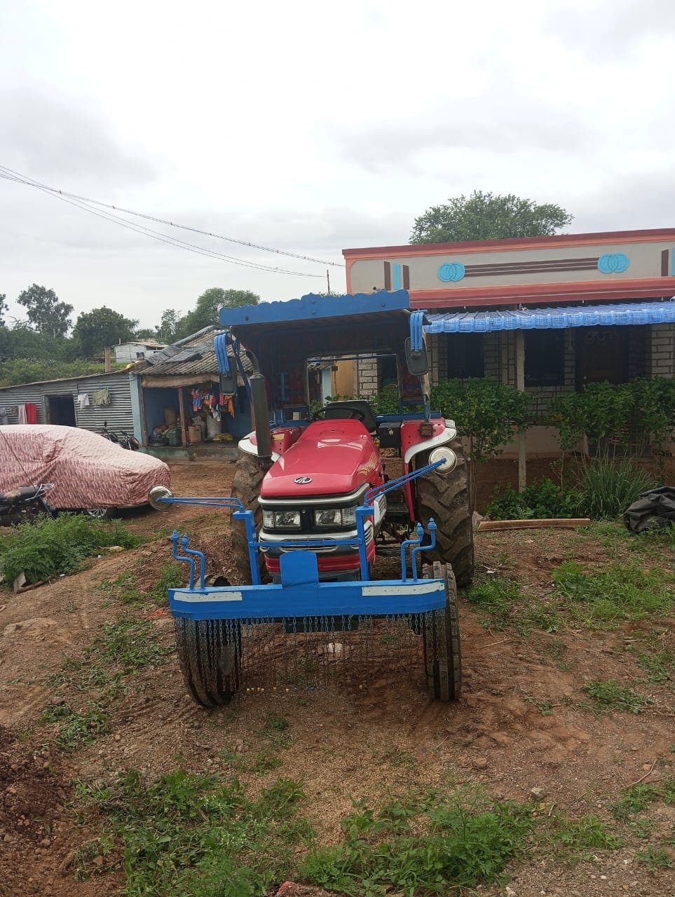 Mahindra Arjun 555 DI