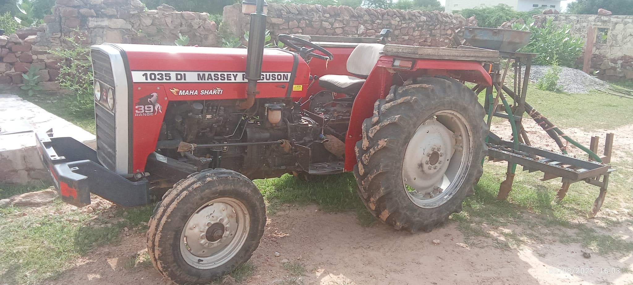 Massey ferguson 1035 DI Maha shakti (2)
