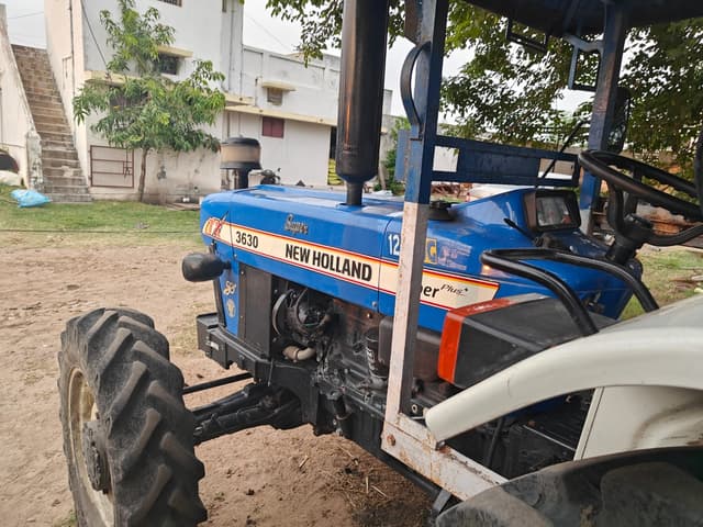 New holland 3630 TX Special Edition 4WD (3)