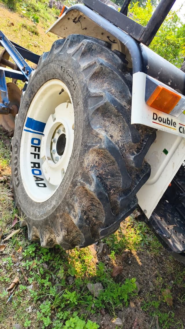 New holland 3230 NX (2)