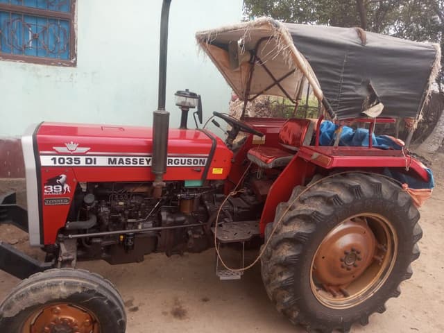 Massey ferguson 1035 DI (3)