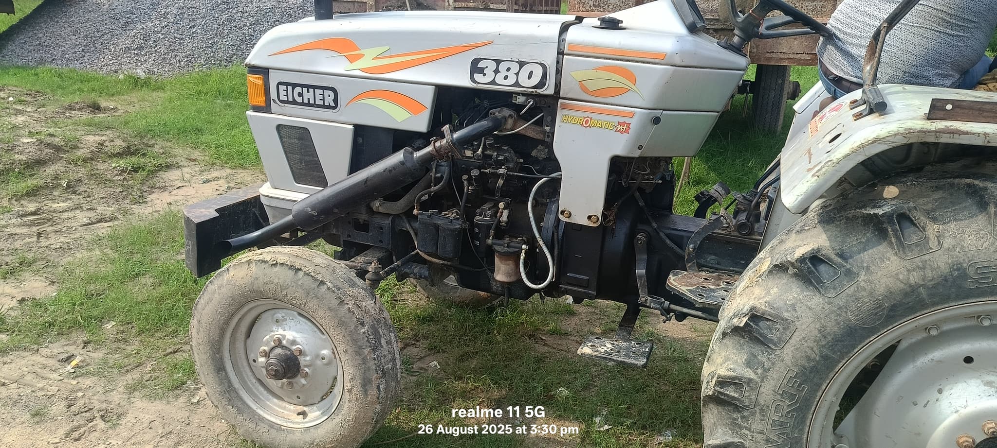 Eicher 380 (2)