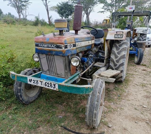 Farmtrac 60 Classic (2)