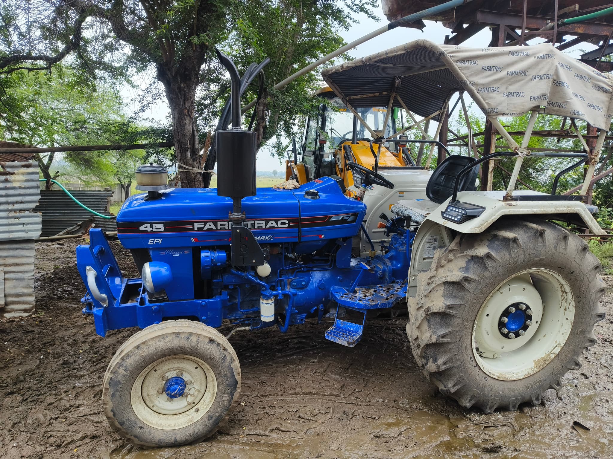 Farmtrac 45 powermaxx (4)