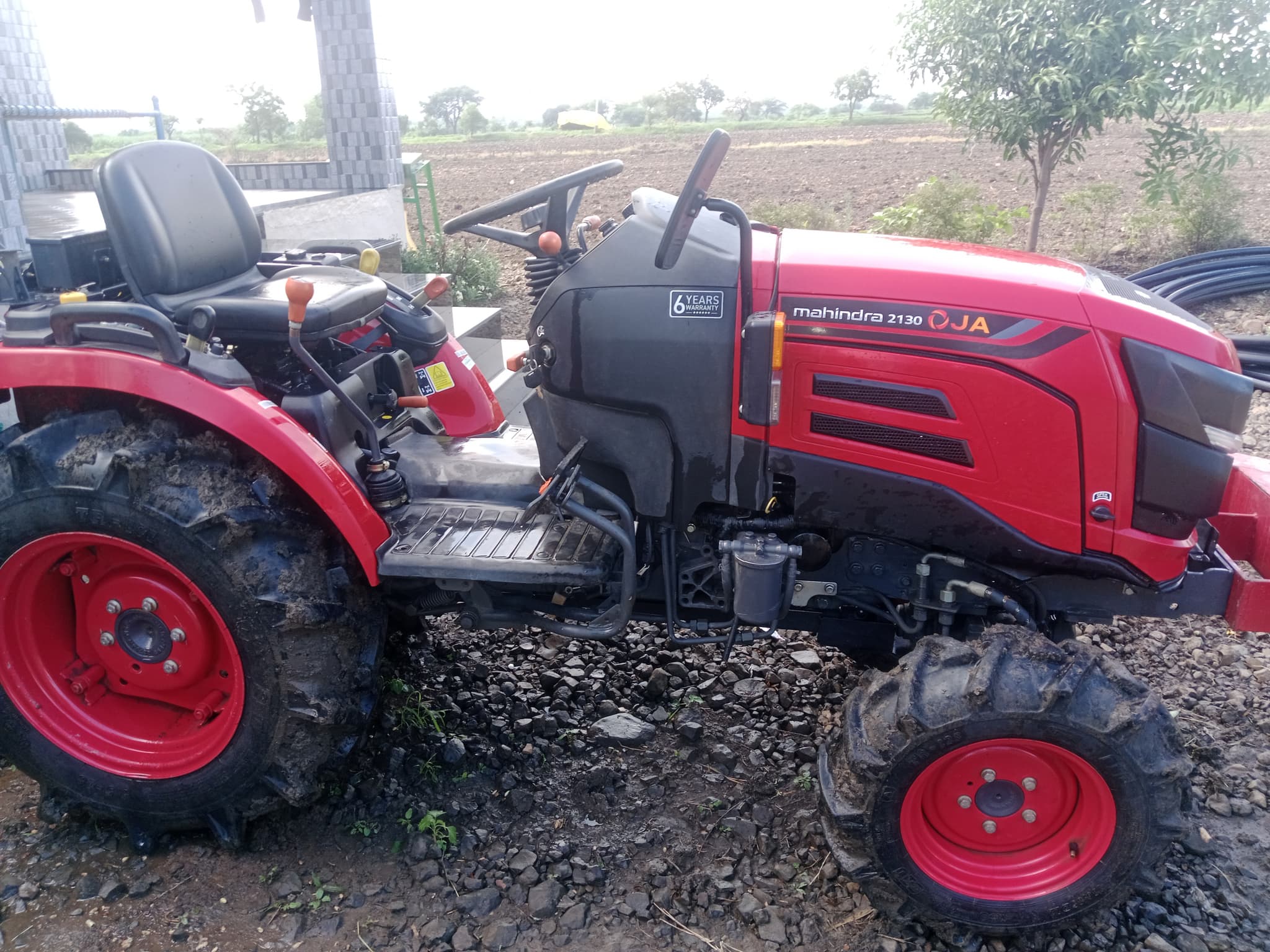Mahindra OJA 2130 (4)