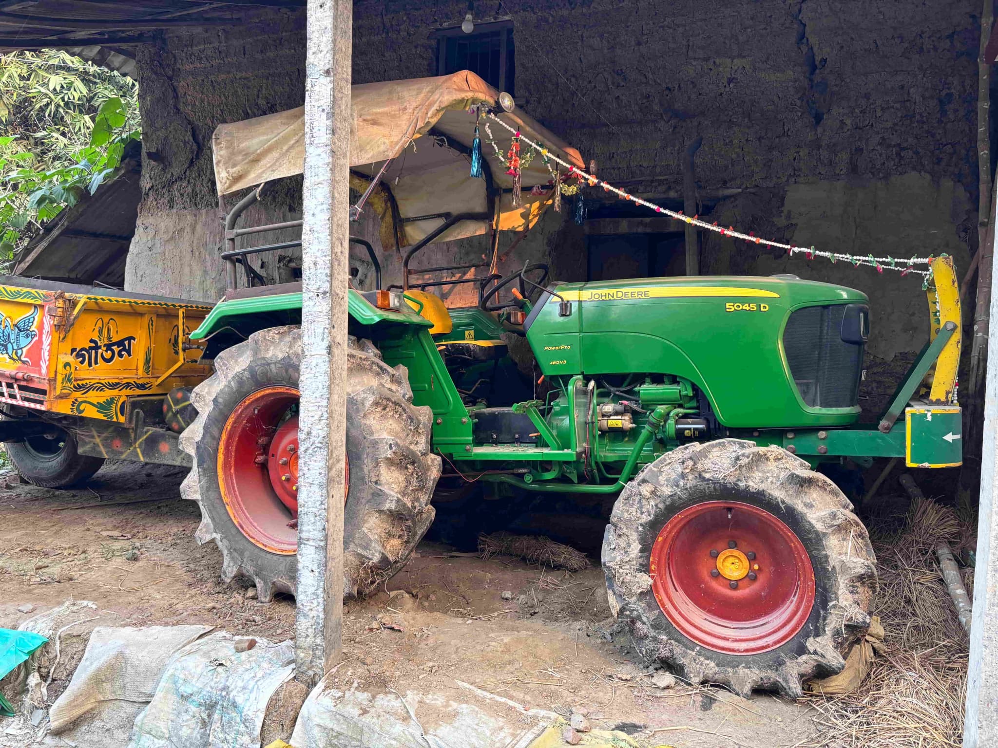 5045 D Power Pro 4WD (46HP)