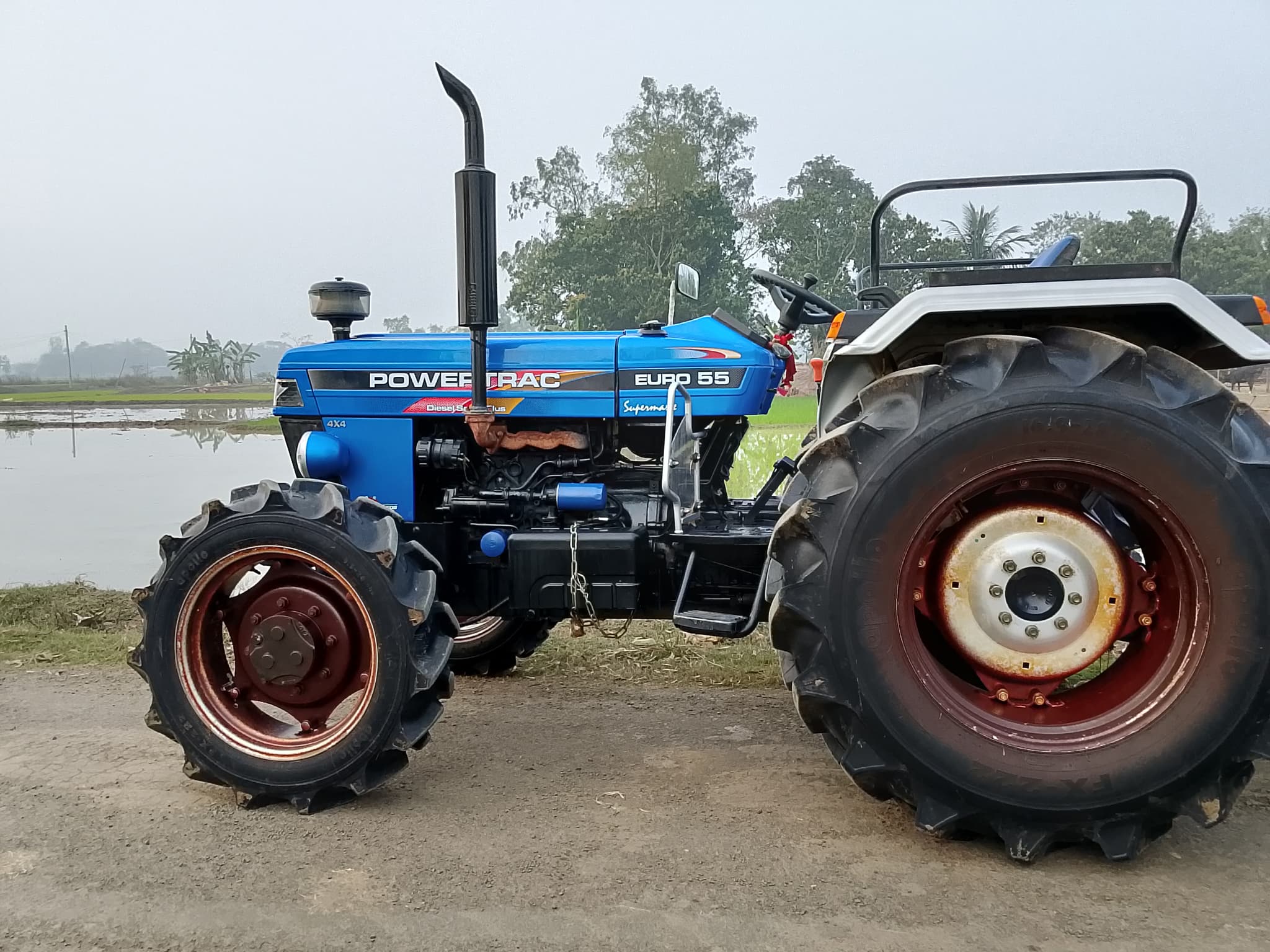 Powertrac Euro 55 Next 4WD (55HP) (3)