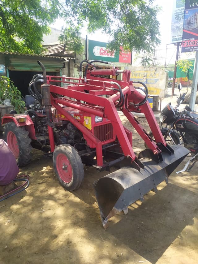 Mahindra Yuvraj 215 NXT NT (20HP) (3)