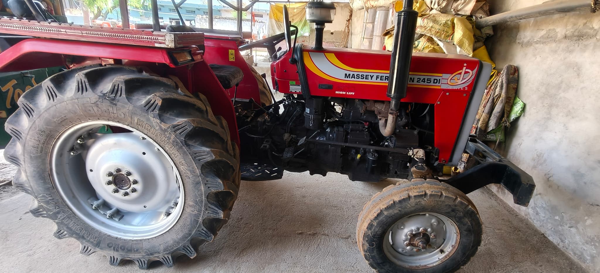 Massey ferguson 245 DI (50HP) (2)