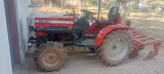 VST VT 224 1D (22HP) (3)