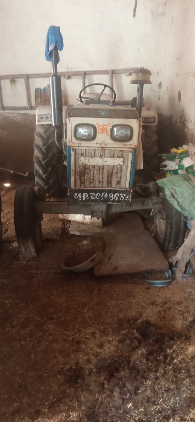 Swaraj 735 FE (HP) (1)