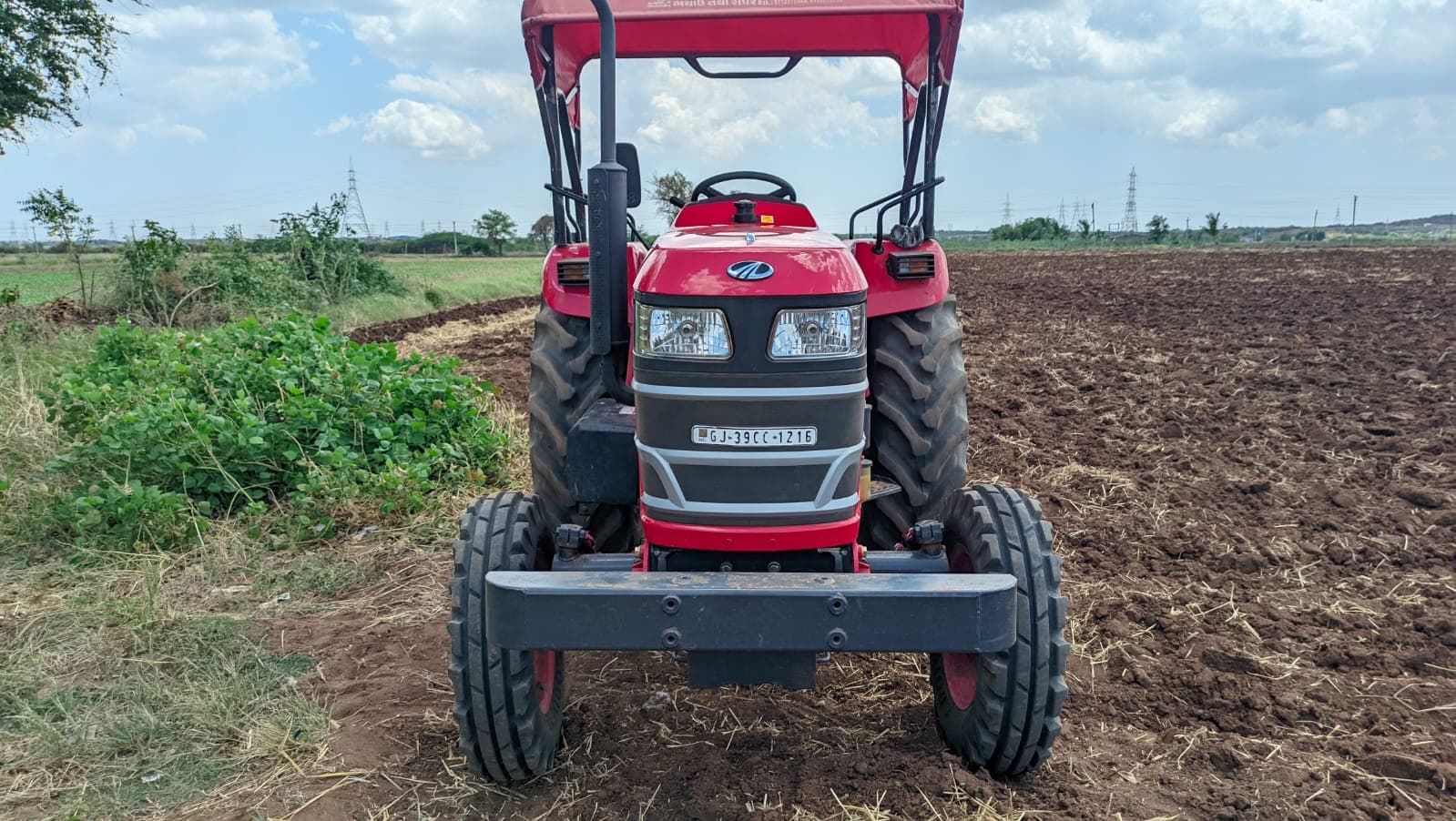 Yuvo Tech plus 575 (47HP)