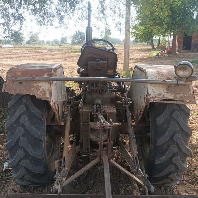 Indo farm 2035 DI (38HP) (2)