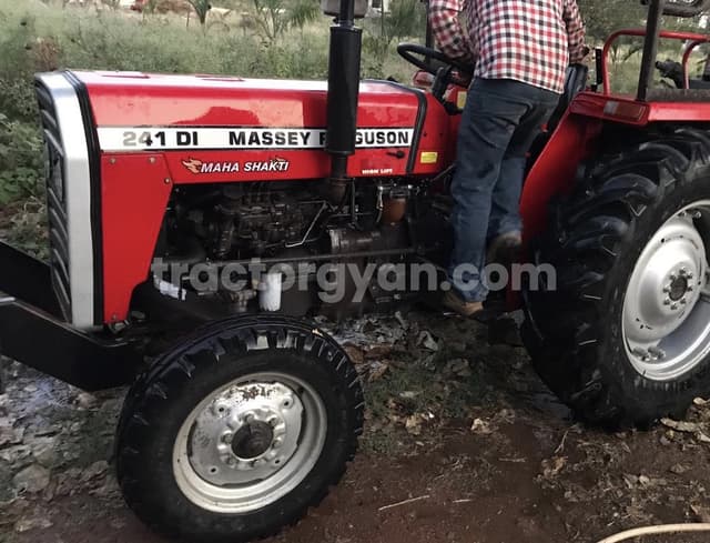 Massey ferguson 241 DI Maha Shakti (4)