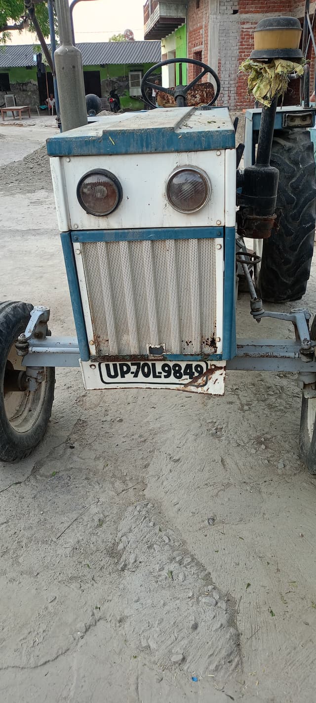 Swaraj 735 FE (HP) (1) Swaraj 735 FE (HP) (1)