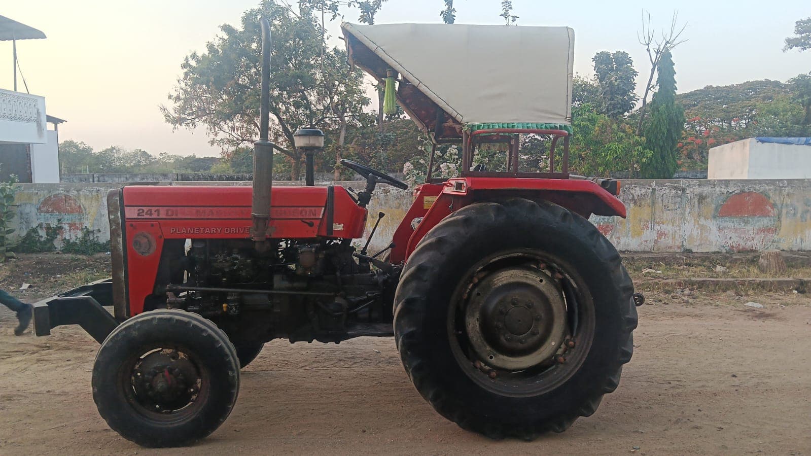 Massey ferguson 241 DI (42HP) (3)