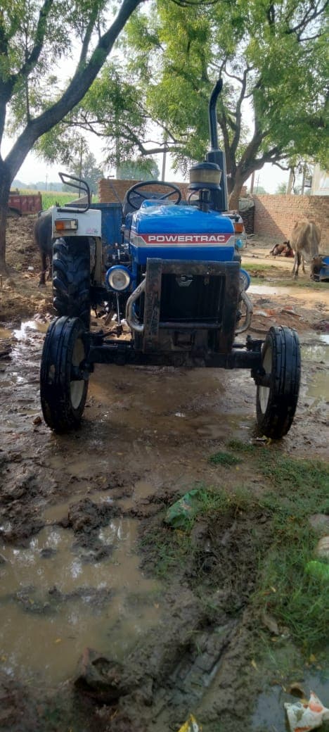 Powertrac 434 DS (35HP) (1)