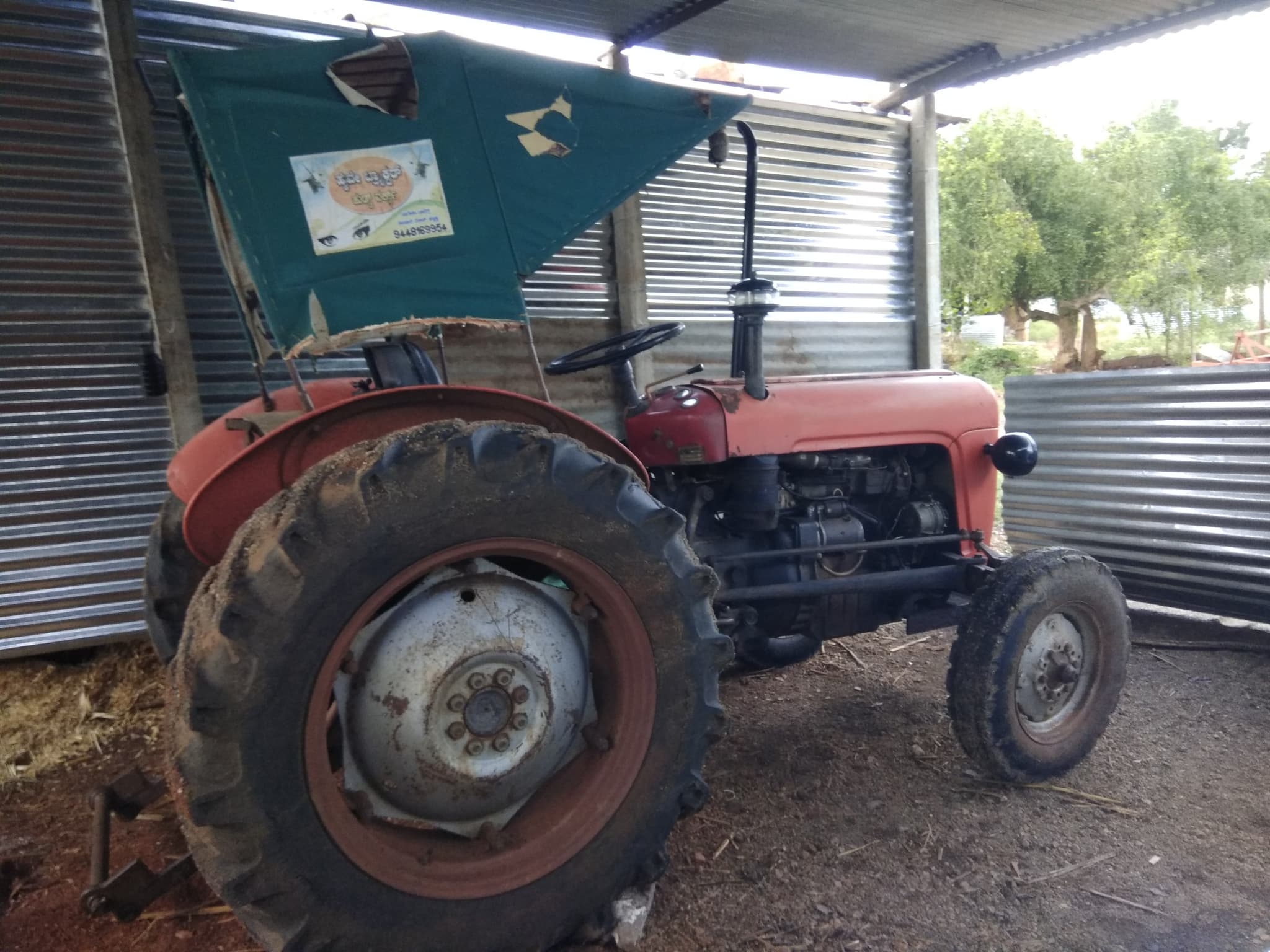 Massey ferguson 1035 DI (2)