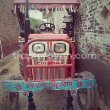 Swaraj 724 XM (1)