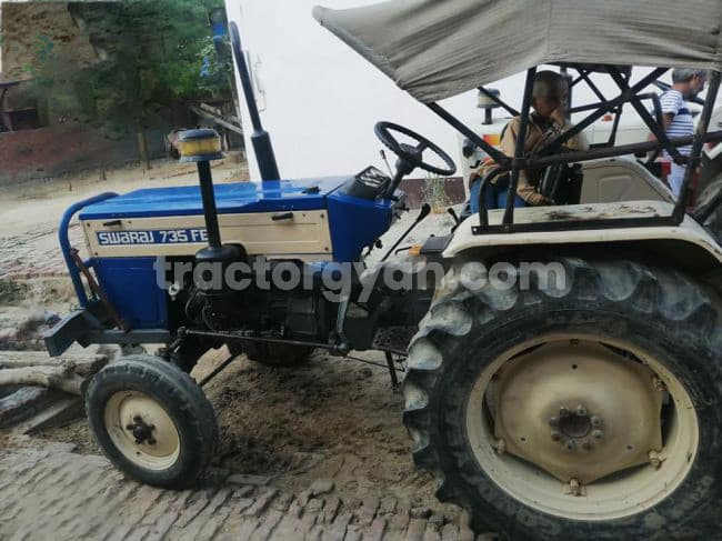 Swaraj 735 FE (3)