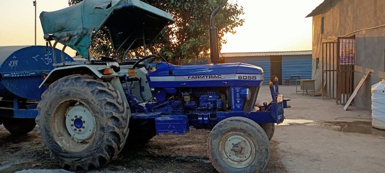 Farmtrac 6055 (3)